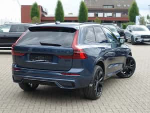 Volvo XC60 Automată 250 HP Benzină — miniatura 2