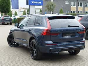 Volvo XC60 Automată 250 HP Benzină — miniatura 4