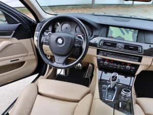BMW M550i F10 2010 cititi anuntul — miniatura 6