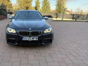 BMW M550i F10 2010 cititi anuntul — miniatura 9