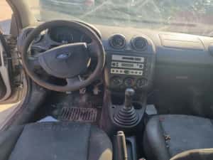 Contact cu cheie Ford Fiesta 2004 1.4 TDCi MT (68 hp) — miniatura 8