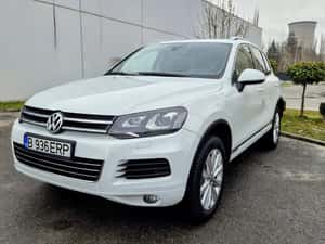 Volkswagen Touareg Automată 245 HP Diesel