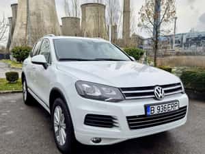 Volkswagen Touareg Automată 245 HP Diesel — miniatura 2