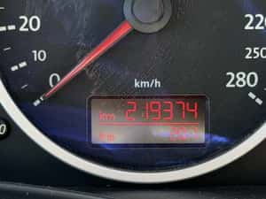 VW Touareg 2.5 TDI 2009 174 CP — miniatura 8
