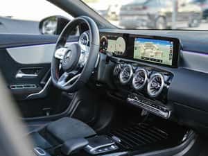 MERCEDES CLA180 — miniatura 6
