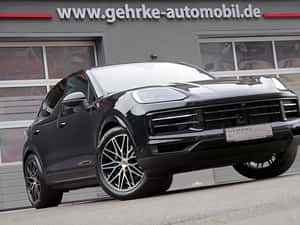 Porsche Cayenne SUV, 2025, 12.300 km