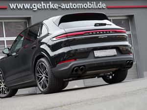 Porsche Cayenne SUV, 2025, 12.300 km — miniatura 2