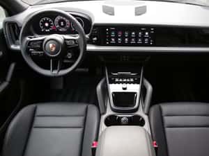 Porsche Cayenne SUV, 2025, 12.300 km — miniatura 4