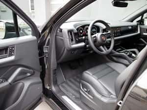 Porsche Cayenne SUV, 2025, 12.300 km — miniatura 5