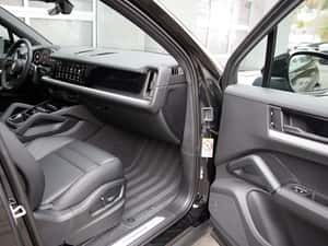 Porsche Cayenne SUV, 2025, 12.300 km — miniatura 7