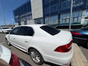 Skoda Superb 2.0 — miniatura 2