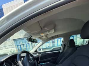 Skoda Superb 2.0 — miniatura 5