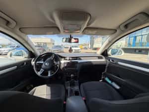Skoda Superb 2.0 — miniatura 8