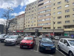 De inchiriat-Spatiu comercial stradal- Cart Marasti, Intersectie Bld Bucresti cu Str Farbricii