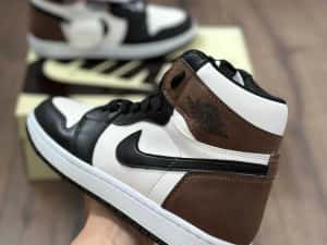 Adidasi Nike Air Jordan 1 Retro High OG "Dark Mocha — miniatura 6