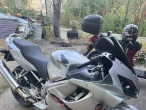 Honda cbr f4i impecabila — miniatura 3