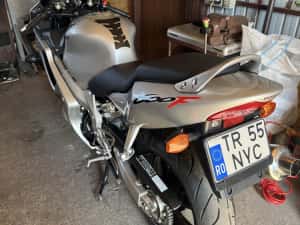 Honda cbr f4i impecabila — miniatura 4
