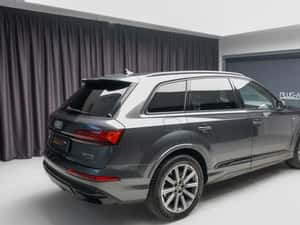 Audi Q7 55 TFSI QUATTRO S LINE Automată 340 HP Benzină — miniatura 7