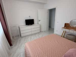 Apartament modern zona Rovine — miniatura 4