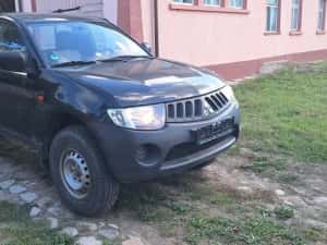 Mitsubishi l200 2 locuri — miniatura 2