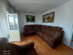 Vanzare apartament 3 camere, zona micro 4 - Targoviste — miniatura 3
