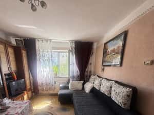 Apartament 2 camere , etaj 1, centrala proprie. Zona Florilor — miniatura 4