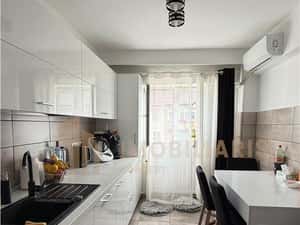 Apartament 4 camere, zona Hortensiei — miniatura 5