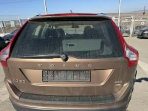Haion cu luneta Volvo XC60 facelift SUV culoare terra bronze — miniatura 3
