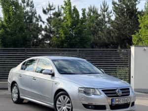 Vw Passat B6 R-Line , An fab 2010 , Euro 5 , 2.0 Diesel — miniatura 1