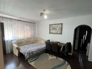 Apartament 2 camere Craiovita parter înalt/4 cu balcon centrală — miniatura 4