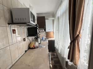 Apartament 2 camere Craiovita parter înalt/4 cu balcon centrală — miniatura 6