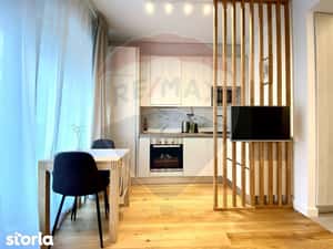 Studio Chiville, vedere Tâmpa, parcare subterană,  comision 0 — miniatura 4