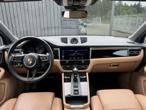 Porsche Macan 2023 - SUV second-hand — miniatura 2