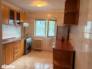 2 Camere Gorjului 3 Min Metrou 1980 Cetatea de Balta — miniatura 5