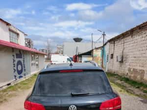 VW Touareg 2011 AVARIAT — miniatura 5