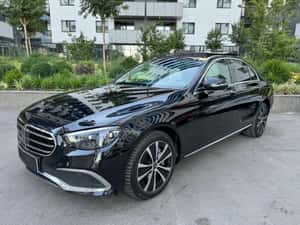2021 Mercedes-Benz E300e 4MATIC 9G-Tronic Business Line