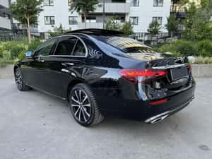 2021 Mercedes-Benz E300e 4MATIC 9G-Tronic Business Line — miniatura 4