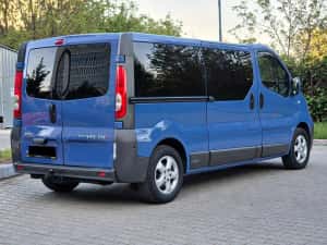 Opel Vivaro An 2014 2,0 Diesel 8+1 Locuri Model Lung Trafic — miniatura 3