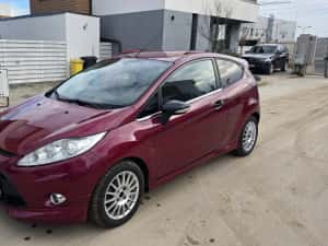 Ford fiesta titanium 1.6 benzina 120cp — miniatura 3