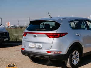 KIA SPORTAGE 1.6 BENZINĂ 132CP - 2016 - 170.300km — miniatura 3