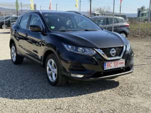 Nissan Qashqai Facelift 1.7 Diesel — miniatura 9