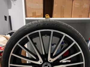 Vand roti cu jante originale Mercedes-Benz AMG 21"