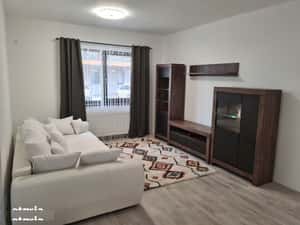 2 cam, U.M. Giroc, Rodia Residence, proprietar — miniatura 3