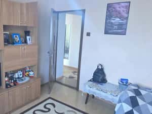 Vand apartament 2 camere decomandat in Deva, zona Liliacului, mobilat — miniatura 4