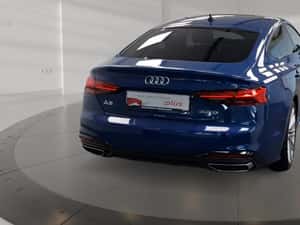 Audi A5 Berlină Diesel 1968 cm3 Automată Second-hand — miniatura 4