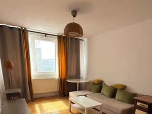 Apartament cu 2 camere de inchiriat — miniatura 2