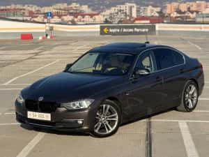 Bmw 320d-184cp -HeadUp -HarmanCardon -Trapa - Jante 18 — miniatura 9