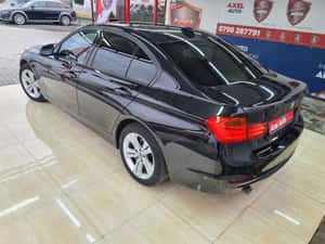 Vand Bmw Seria 3 318 2013 Diesel 2000 cmc Neavariata — miniatura 4