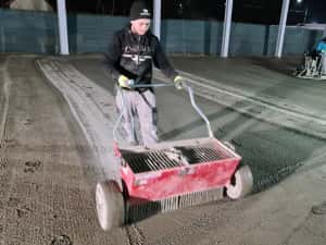 Turnare sapa beton cu Cuart Beton Elicopterizat, Pardoseli Industriale — miniatura 4