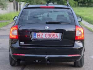 Skoda Octavia 2.0 CFHC ,2013 — miniatura 5